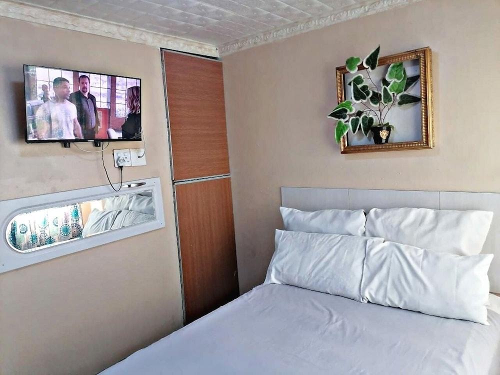 Valleycenterguesthouse