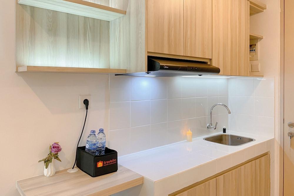 Restfull Studio At Tokyo Riverside Pik 2 Apartment