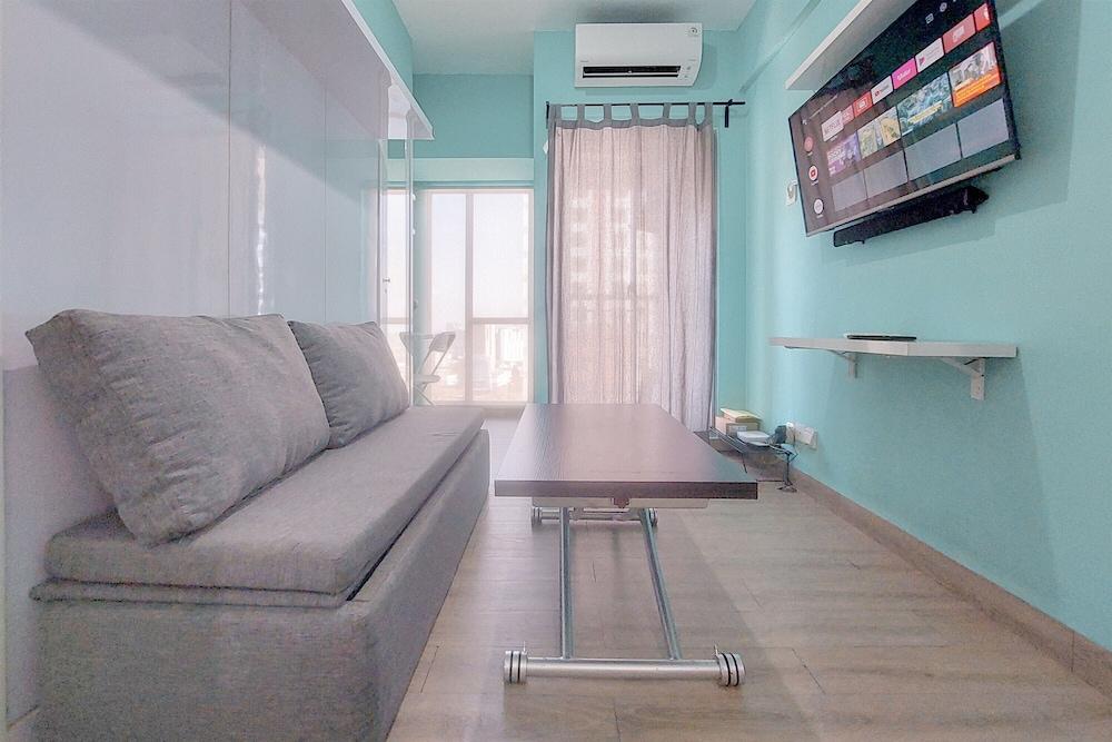 Good Place Studio Apartment M-Town Residence Near Summarecon Mall