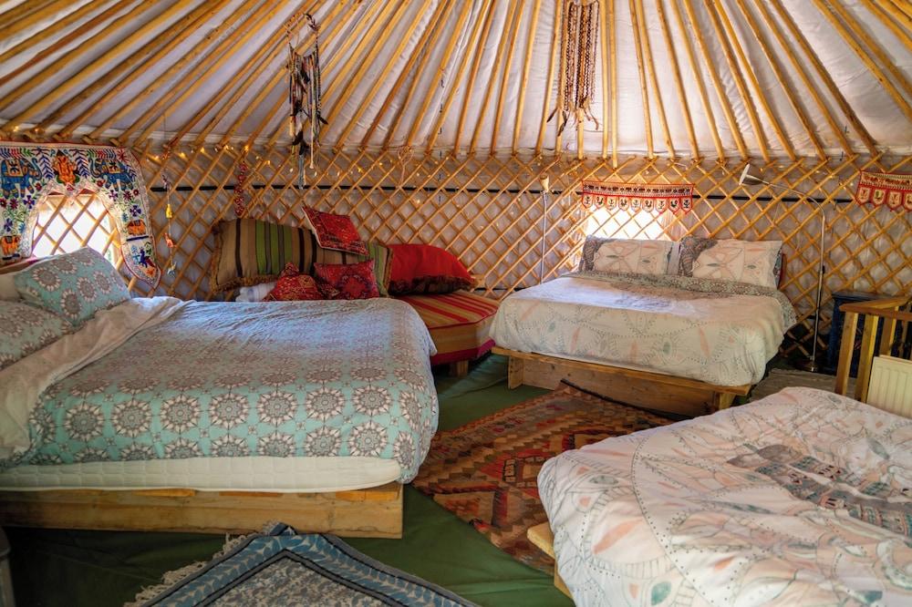 Hapus Hideaway Retreat Site, Sleeps 29