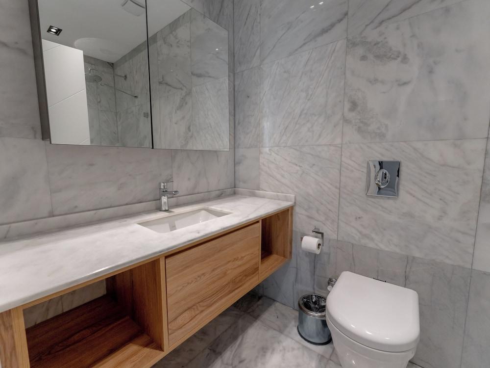 Earth 7 - PLANET LUXURY VILLAS