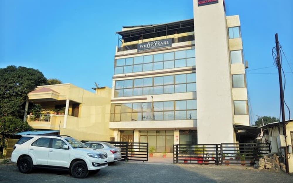 White Pearl - Jabalpur