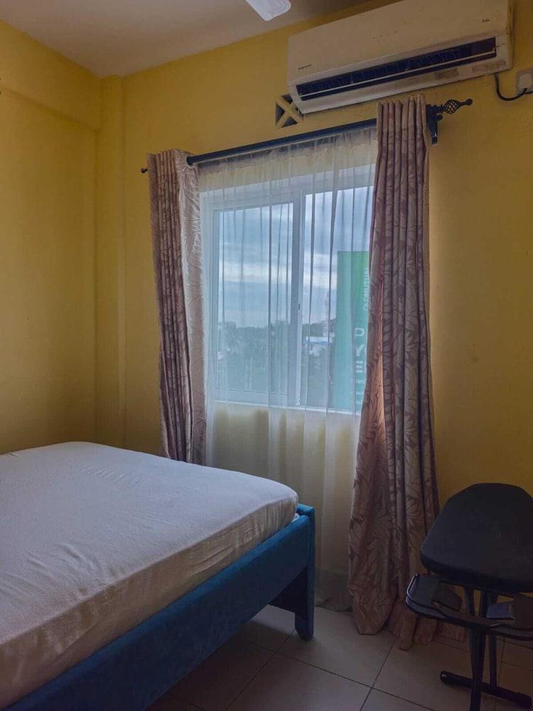 Lux Suites Buxton Point Apartments