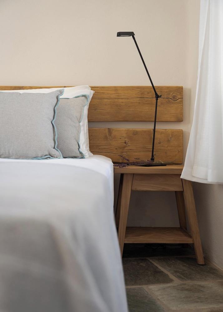 Morfes Luxury Apartments