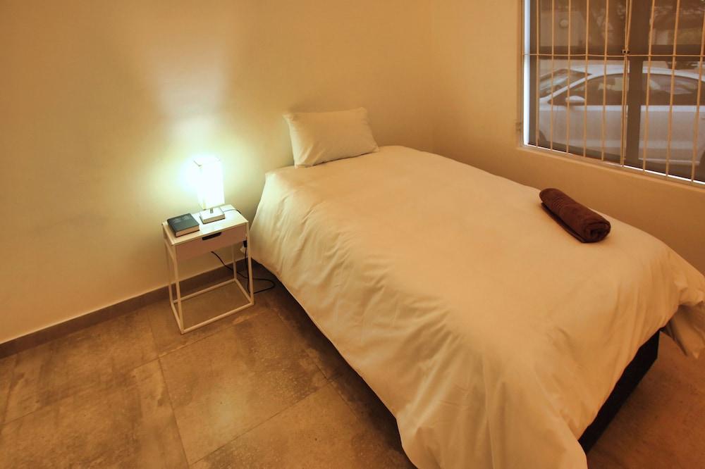 The Spry House, Langebaan, 8 Sleeper