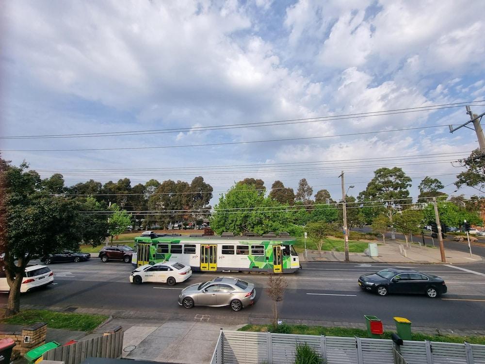 Rosie Townhouse at Gordon - Prime Location