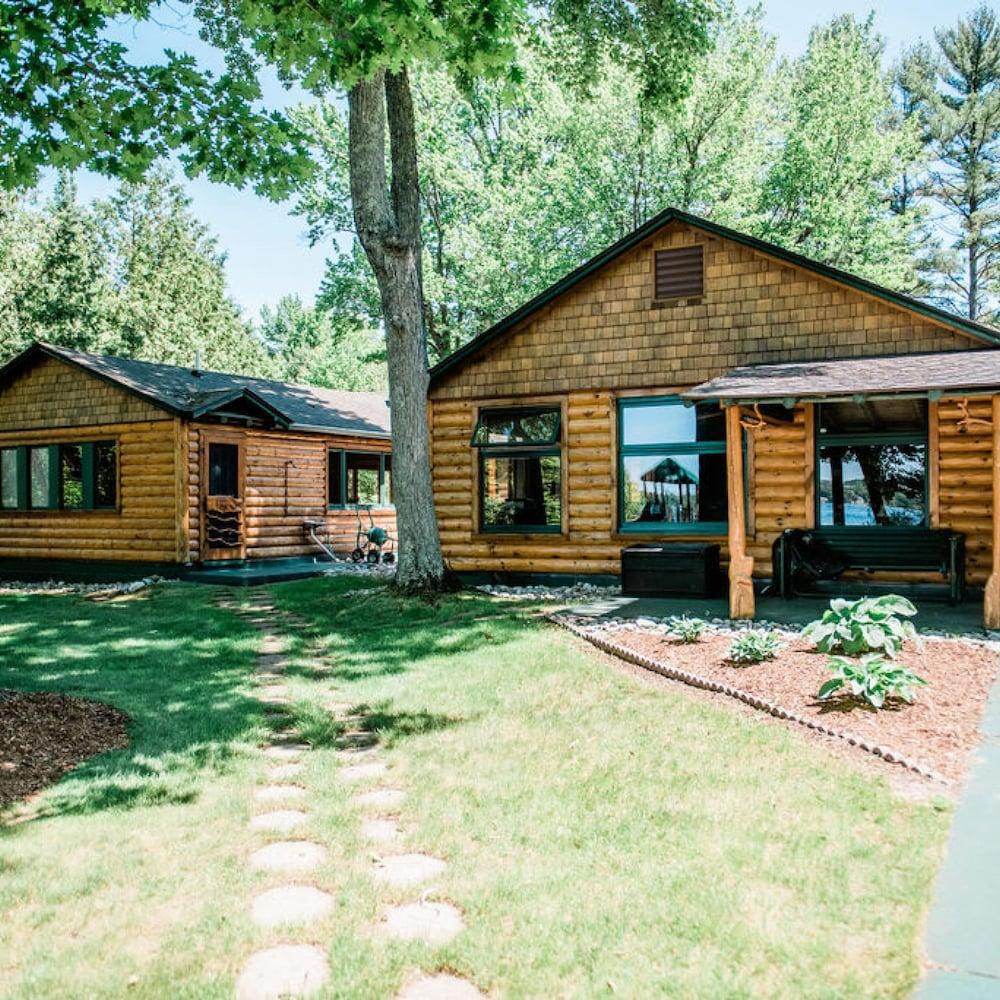 Northern Nights Chalet by Wanderlust Abodes