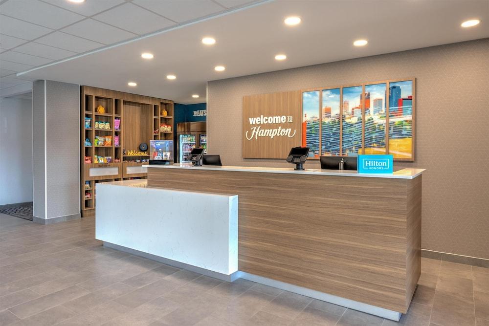 Hampton Inn & Suites Little Rock Airport