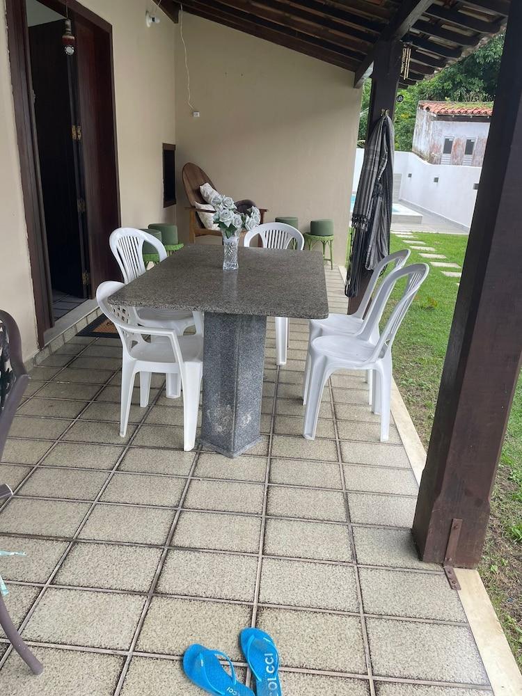 Quarto cama queen ar condicionado