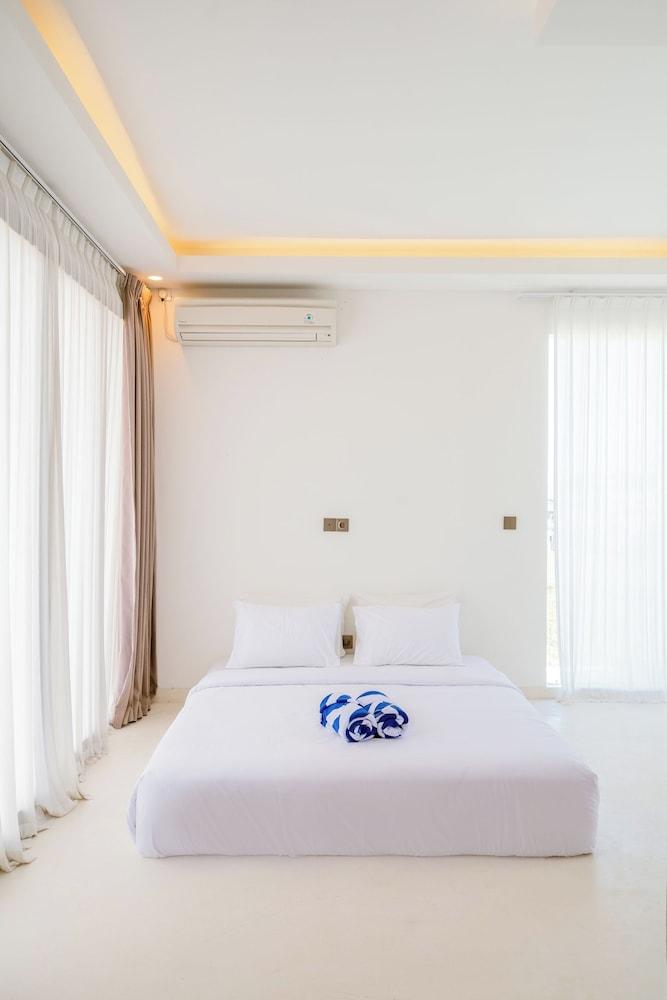 Aurelia Villa by Betterplace