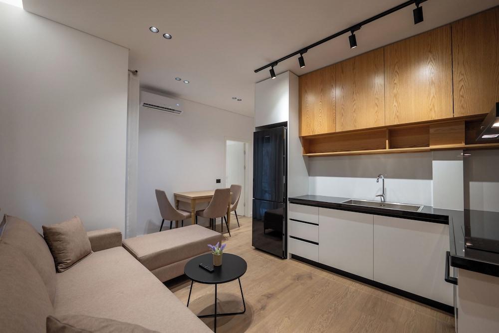 Konomi Sea View Apartments