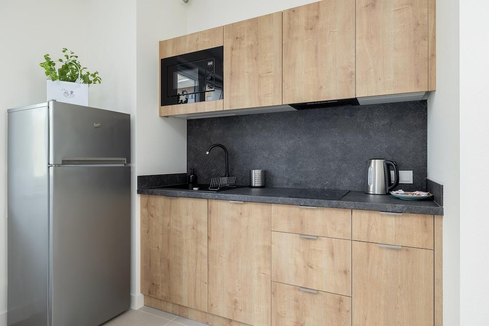 Dabki Apartment By the Beach by Renters