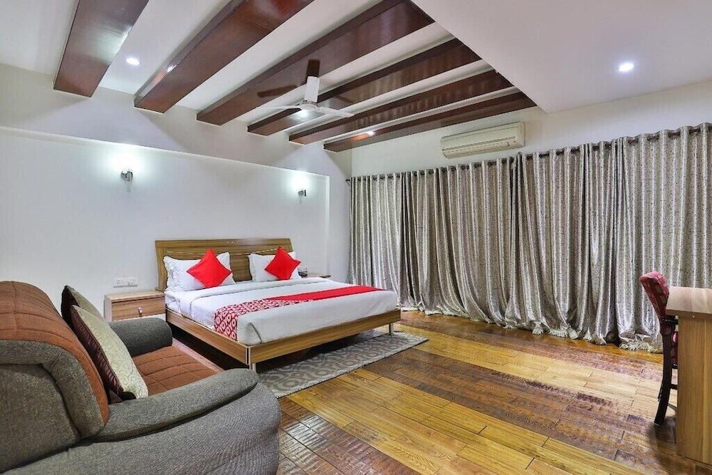 Biznotel by Pride Bharuch