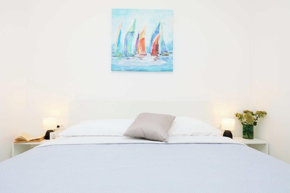 Hedera Estate, Hedera A48