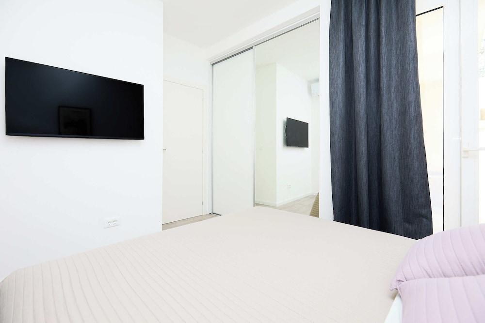 Hedera Estate, Hedera A47