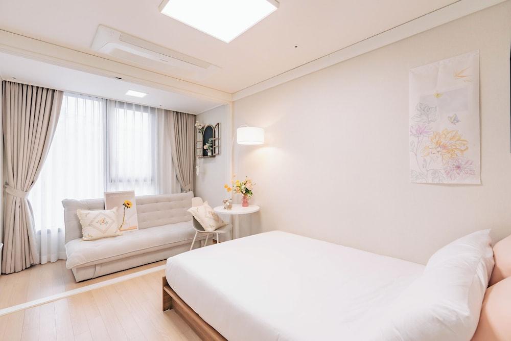 CentralViewSuite Residence Myeongdong