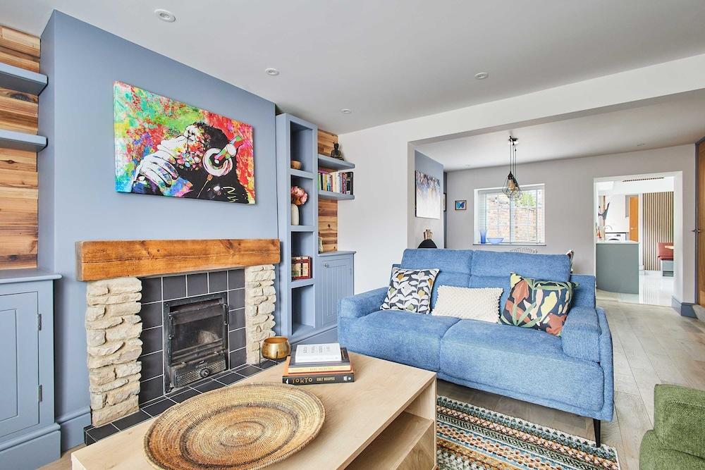 Host Stay Damson Cottage