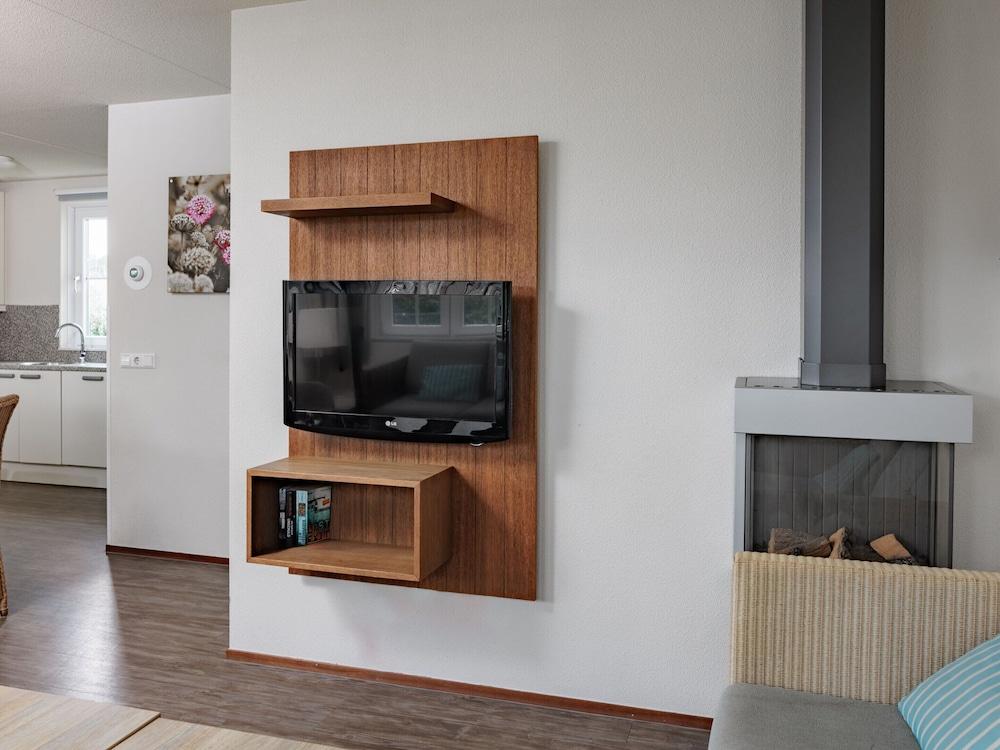 Beautiful Villa With Sauna and Rowing Boat, 400 m From the sea