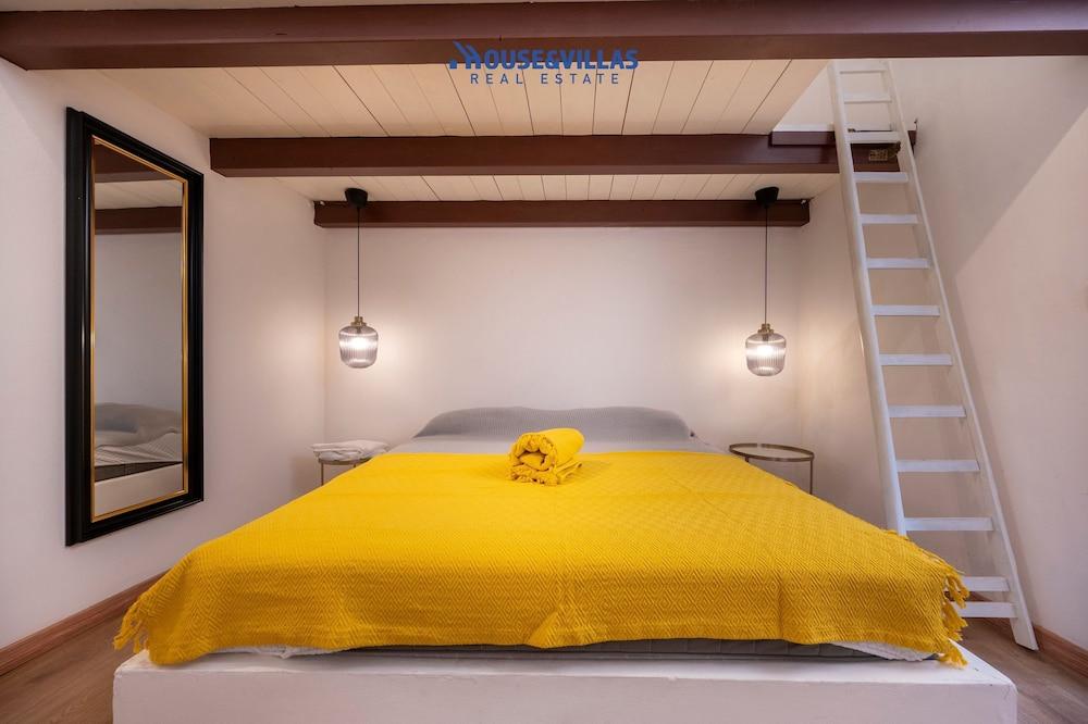 Biddiccia Home in Sicily