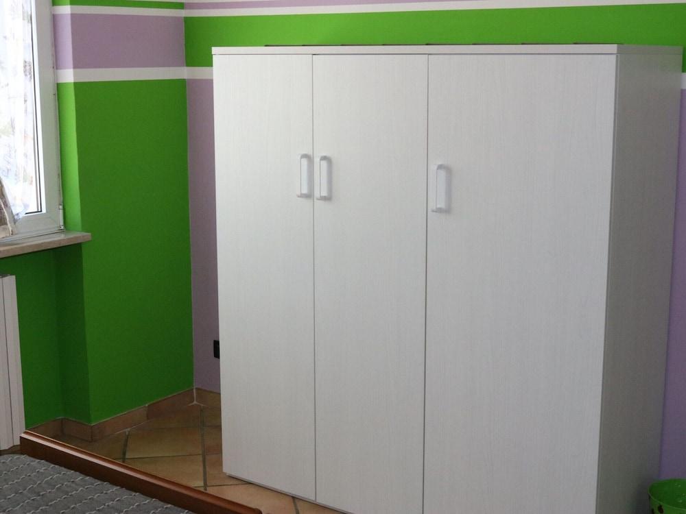 Lazise Serene Garden Escape