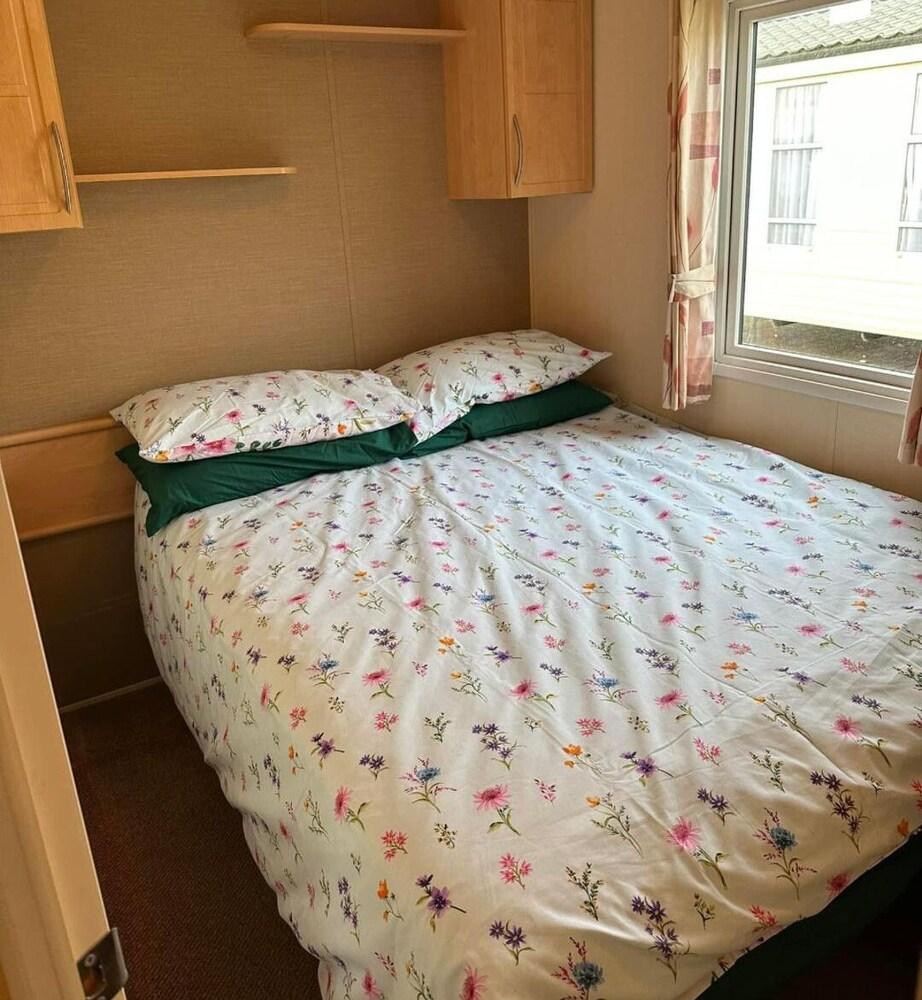 Seaside Escape Lodge at Martello Beach, Jaywick