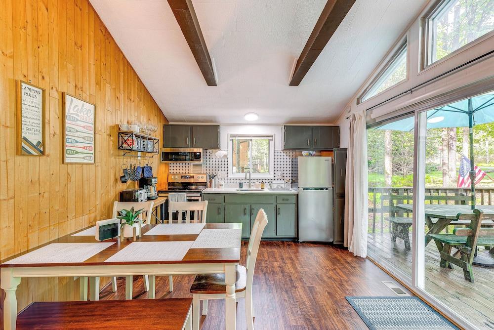 Deck & Fire Pit: Pet-friendly Pocono Lake Abode!