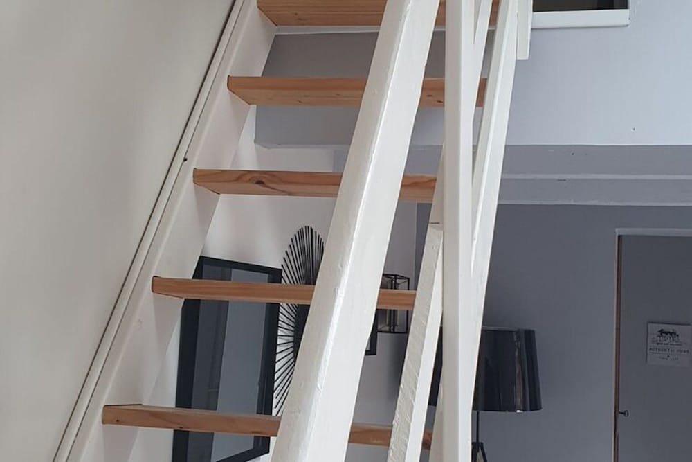 Simplistic Holiday Home in Orgon With Swimming Pool