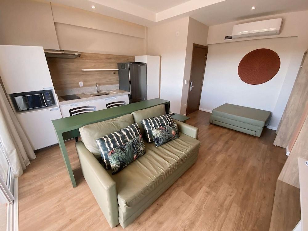 Hot Beach Suítes Reserve Temporada