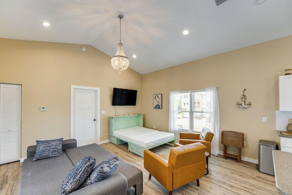 ~ 2 Mi to Boat Ramp: Steinhatchee River Cottage