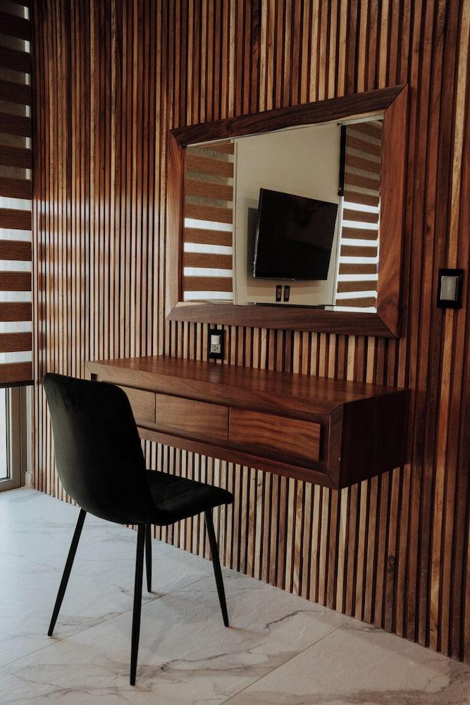 La Cascada Hotel Boutique