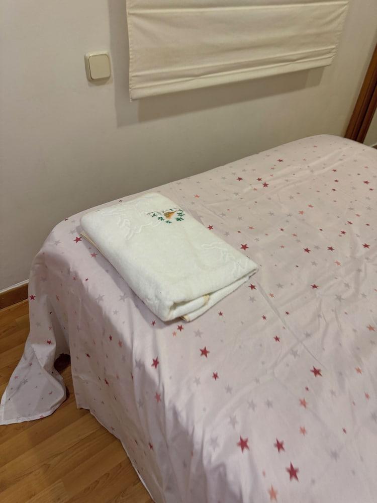 ApartHot Fast Simgle Rooms