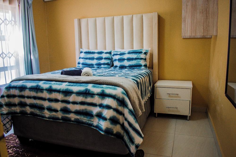 WoodMead Guest House & Events