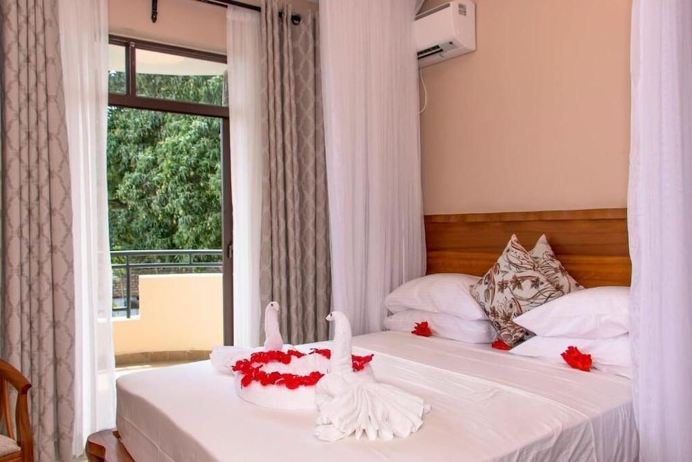 Hotel Comster Mtwapa