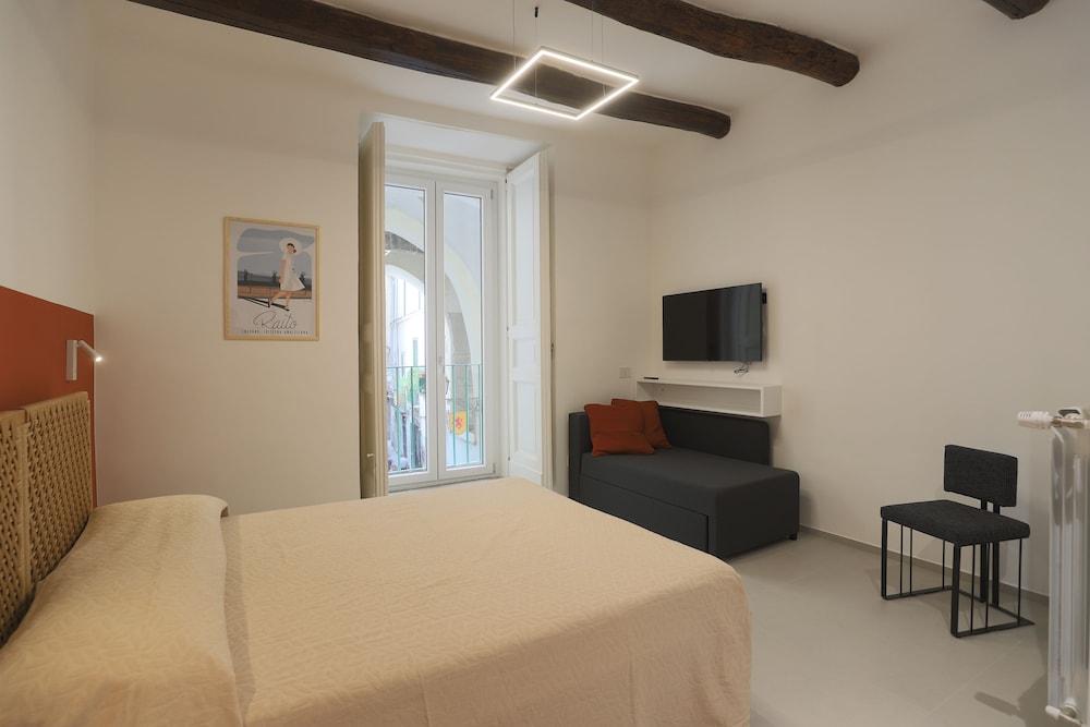 DESIDERIO GUEST HOUSE