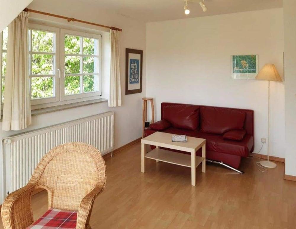 Ferienwohnungen Blaues Haus, Putbus