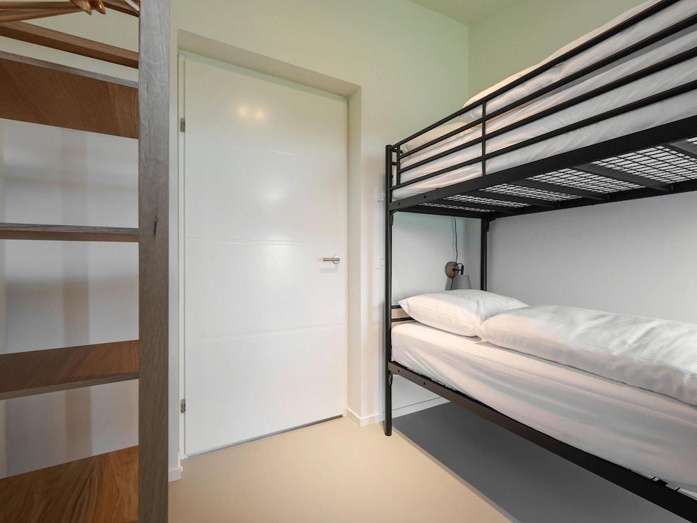 Cottage in Wissenkerke Near Nature Reserve