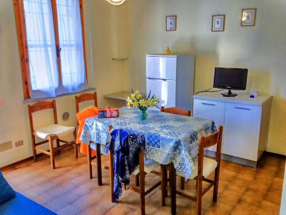 Apartment 200m From the sea