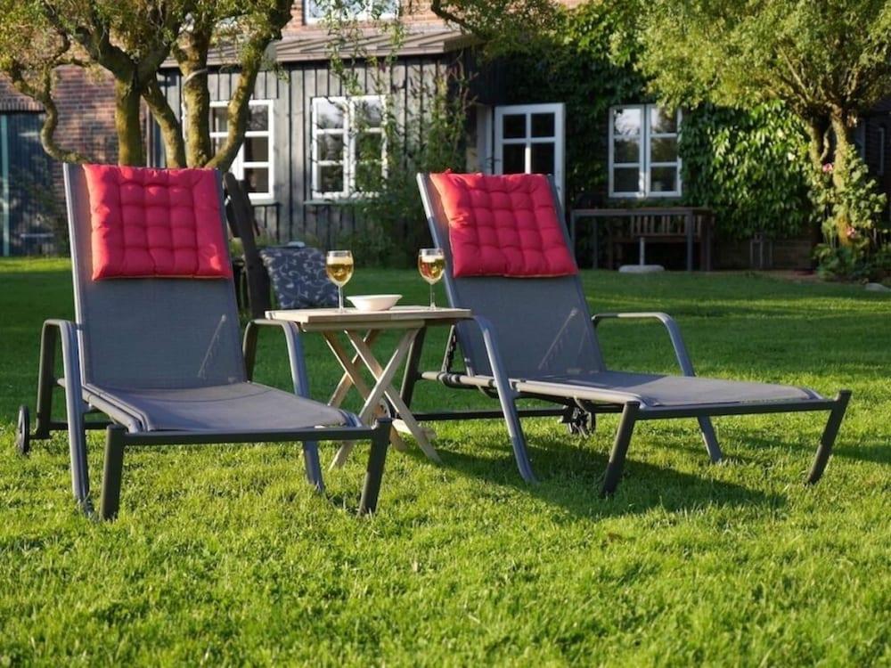 am Westerdeich Comfortable Holiday Residence