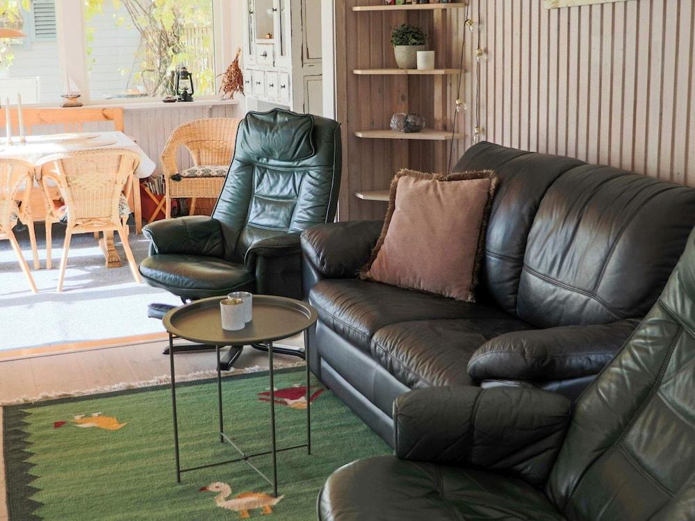 6 Person Holiday Home in Skummeslovsstrand