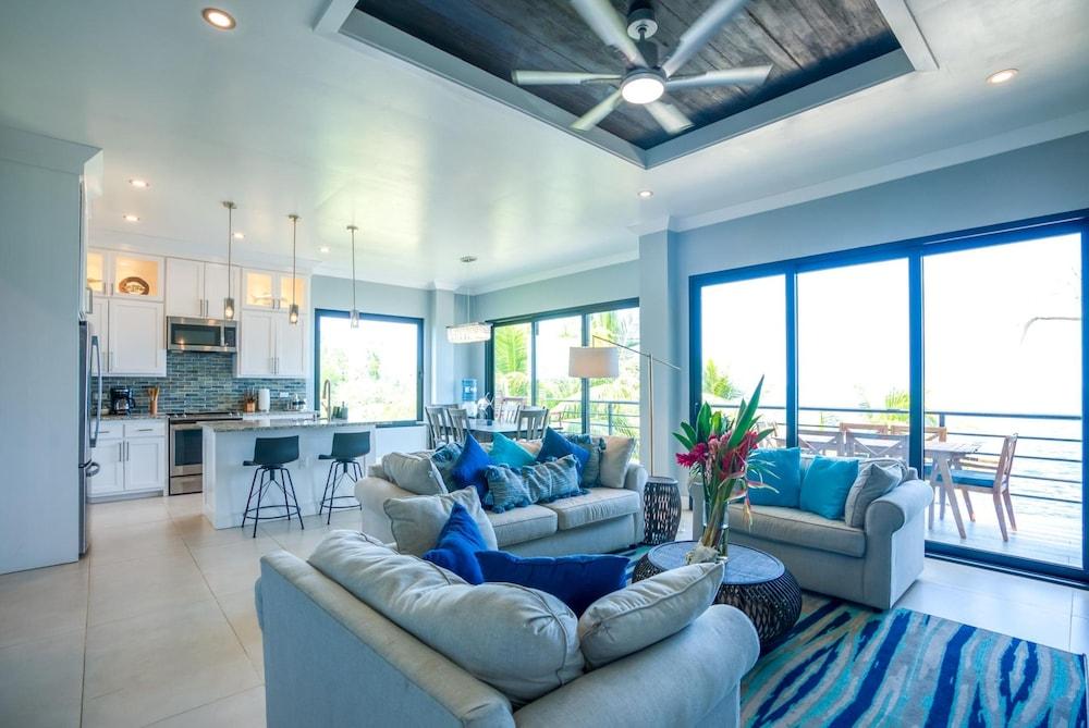 Oceanfront Sunset Gecko Condo - Second Floor 2A