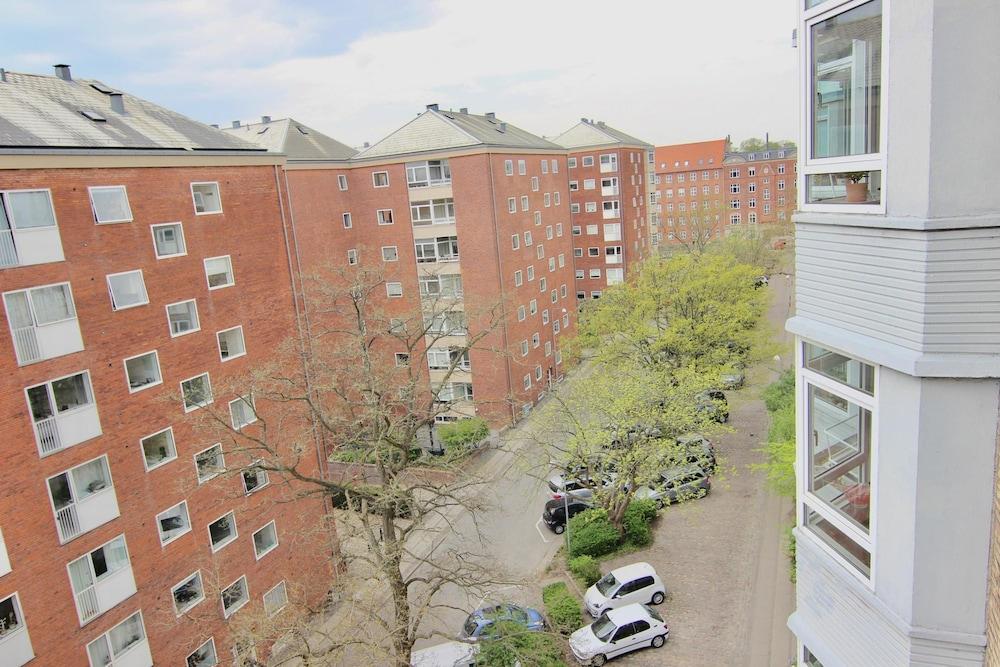 Fantastic 2-bed in Frederiksberg C