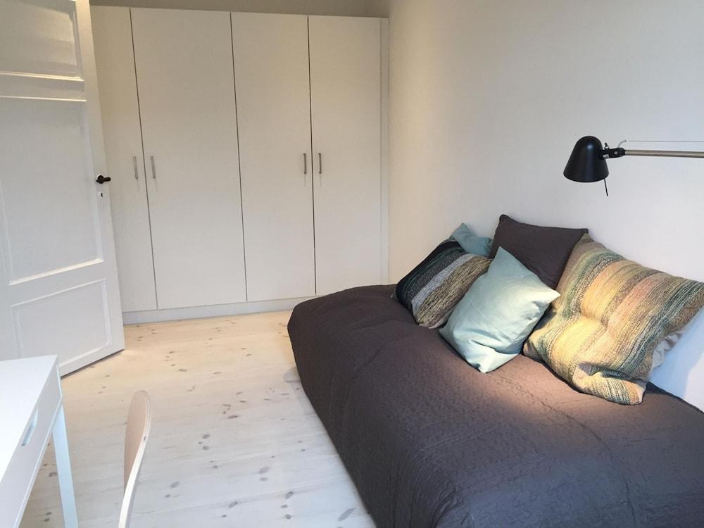 Beautiful Two-bed Apartment