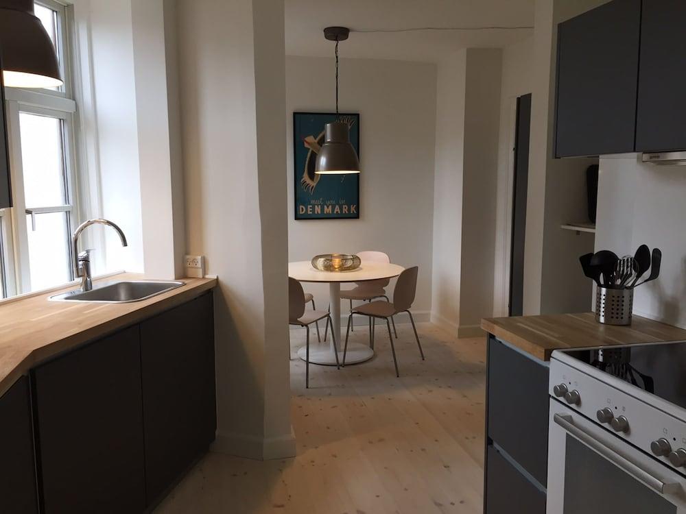 Beautiful Two-bed Apartment