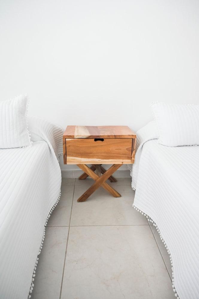 Hotel & Suites Punto Oriente