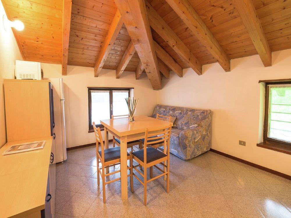 Belvilla by OYO Lori Mansarda