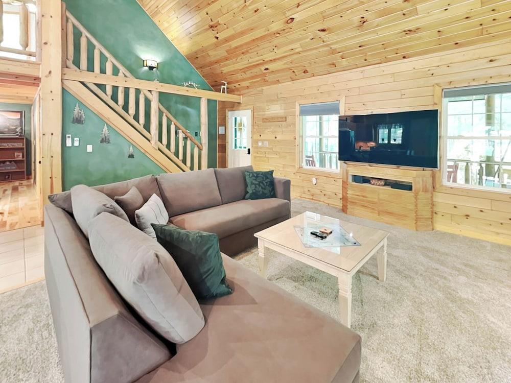 Wander Through the Woods by Taylor Made Deep Creek