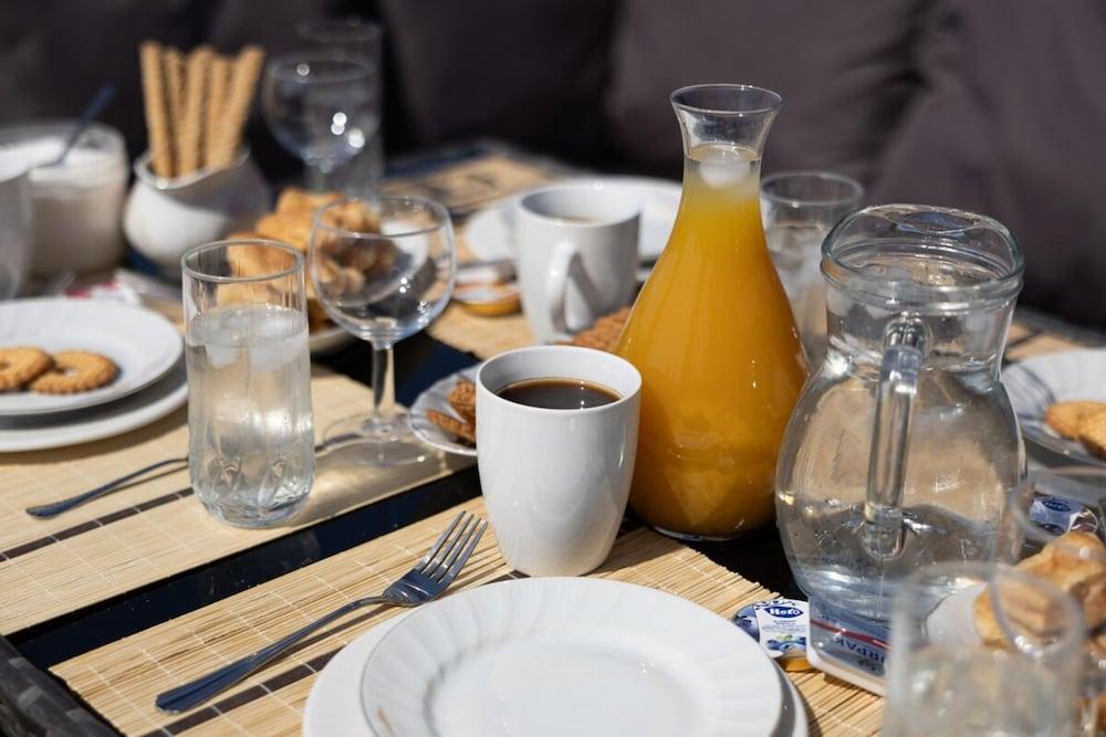 Tselepis Villa at Lakithra