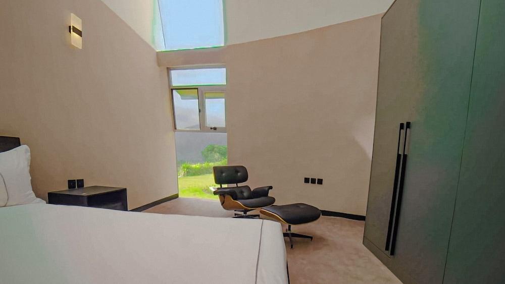 Chebera Elephant Paw Lodge