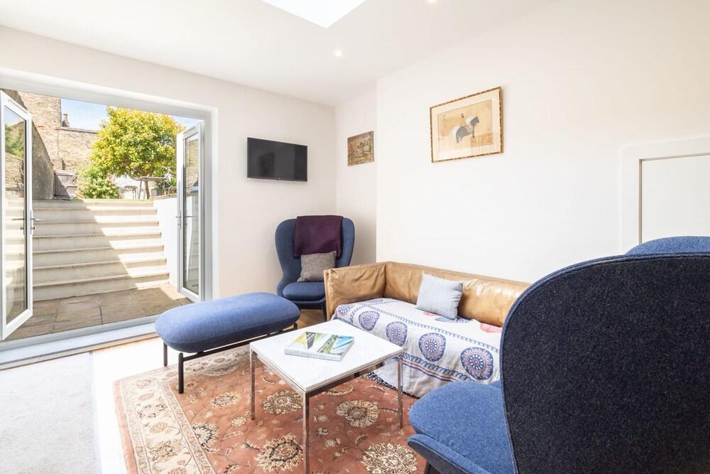 Host Stay Prince Albert