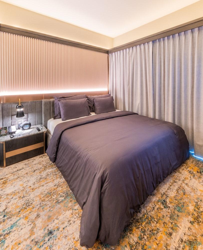 The All-Suite Pentacity Hotel Balikpapan